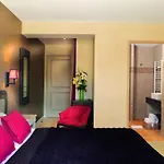 De La Fossette 4*