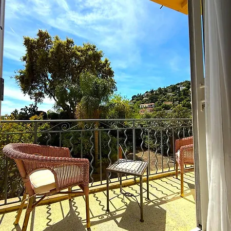 De La Fossette 4*