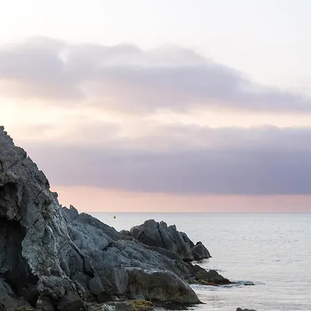 Szálloda De La Fossette 4*