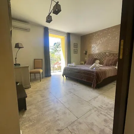 Hotel De La Fossette Le Lavandou