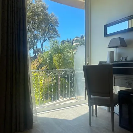 De La Fossette Le Lavandou