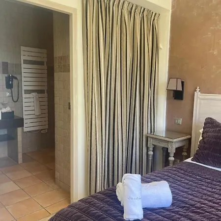 De La Fossette Hotel