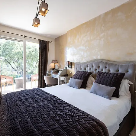 De La Fossette Отель