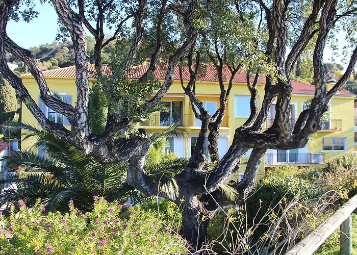 De La Fossette 4*